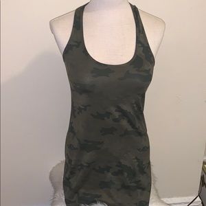 Lululemon athletica top